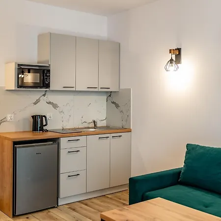 Nad Ujsciem Pokoje I Apartamenty Leba Exterior foto